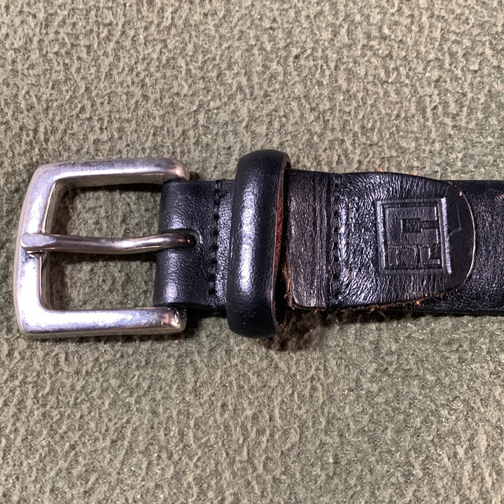Men’s Chaps black leather dress belt.  Silver buckle.  Size 38 - Picture 2 of 9